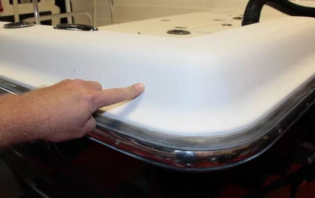 膠衣的耐水性、耐候性、批次間質量穩定性等等都直接決定了它自身的品質