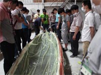 真空成型演示--第七期廣東博皓玻璃鋼模具制作培訓(xùn)班 真空成型演示--第七期廣東博皓玻璃鋼模具制作培訓(xùn)班